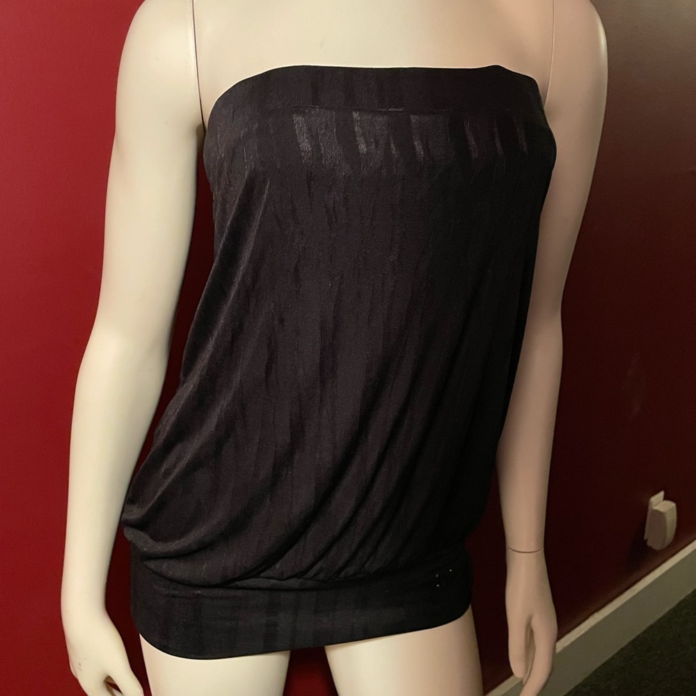Guess top